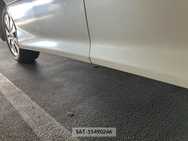 Toyota ALPHARD 2004-06 8561044-19
