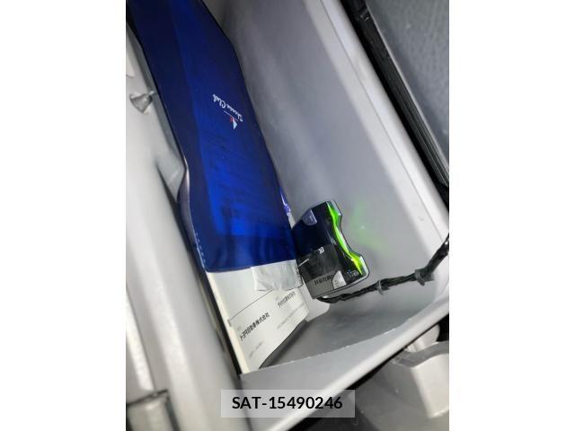 Toyota ALPHARD 2004-06 8561044-23