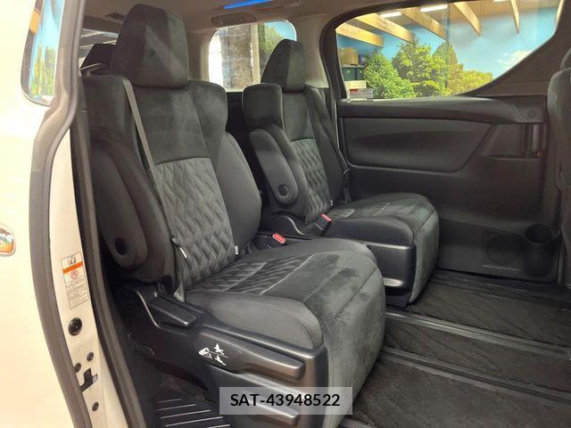 Toyota ALPHARD 2018-08 8561024-9