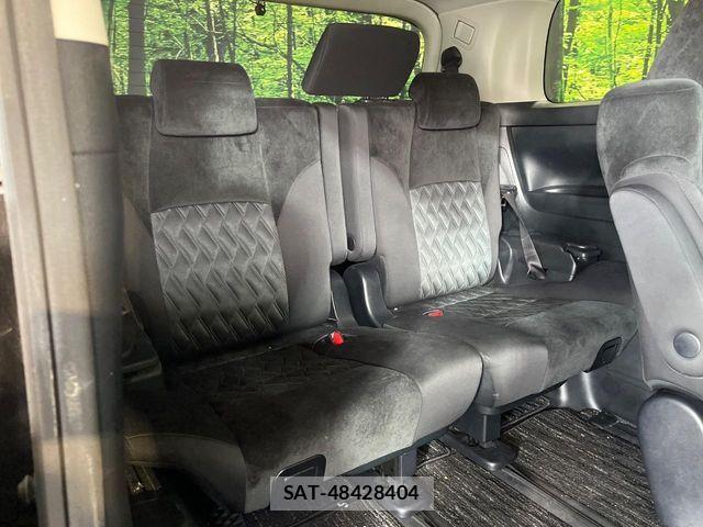 Toyota ALPHARD 2019-02 8561016-9