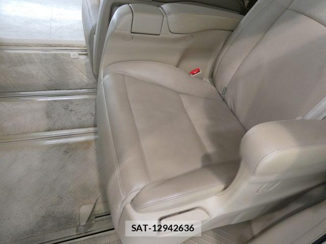 Toyota ALPHARD 2009-07 8561036-24