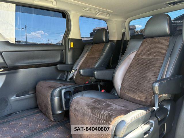 Toyota ALPHARD 2014-02 8561041-13