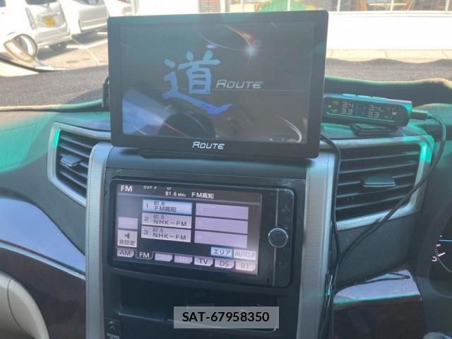 Toyota ALPHARD 2013-04 8625664-18