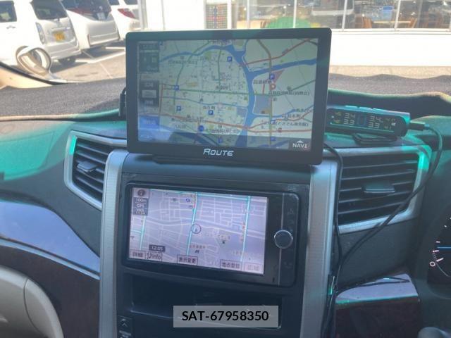 Toyota ALPHARD 2013-04 8625664-20