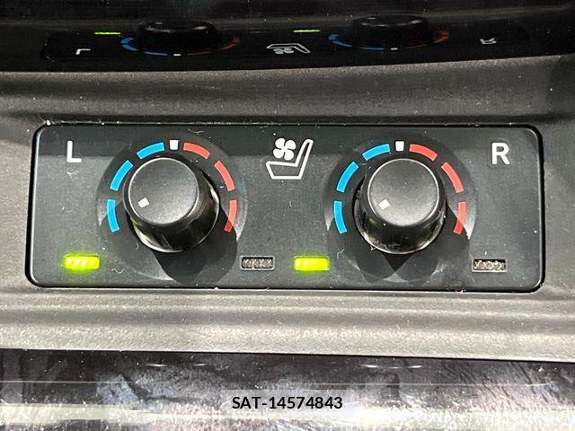Toyota ALPHARD 2018-10 8625617-6