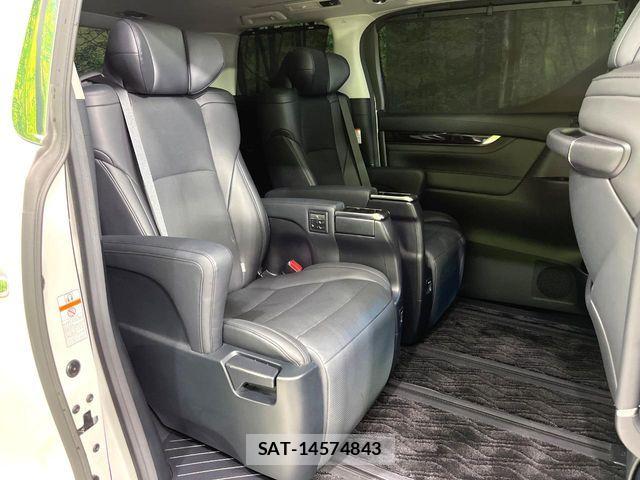 Toyota ALPHARD 2018-10 8625617-8