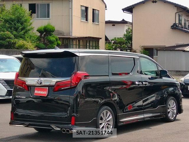 Toyota ALPHARD 2020-09 8625640-7