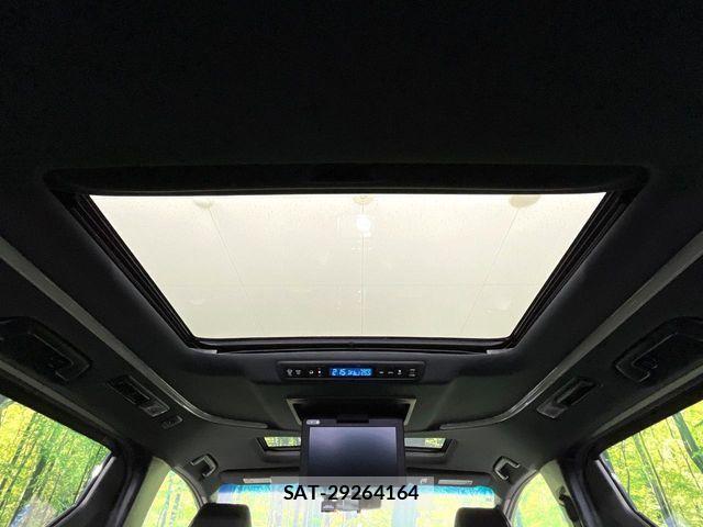 Toyota ALPHARD 2017-02 8625645-2