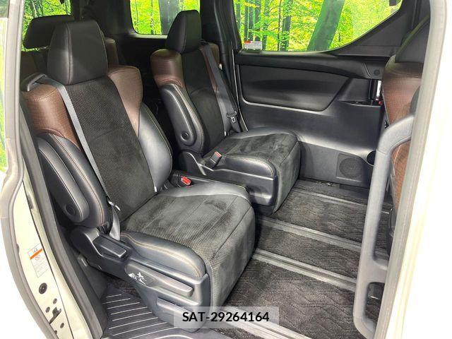 Toyota ALPHARD 2017-02 8625645-8