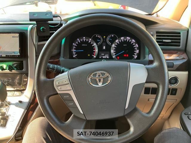 Toyota ALPHARD 2013-02 8625659-16