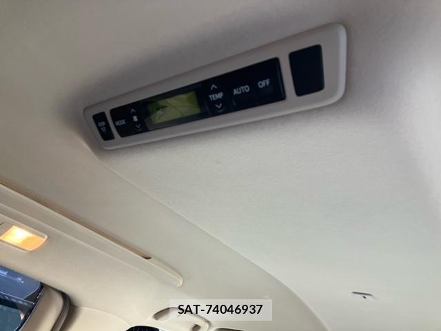 Toyota ALPHARD 2013-02 8625659-23
