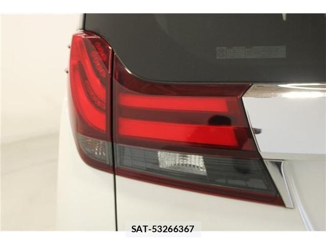 Toyota ALPHARD 2016-04 8625653-19