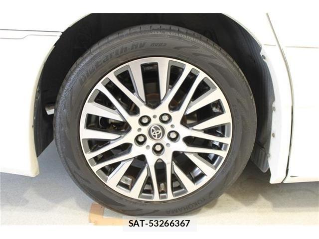 Toyota ALPHARD 2016-04 8625653-23