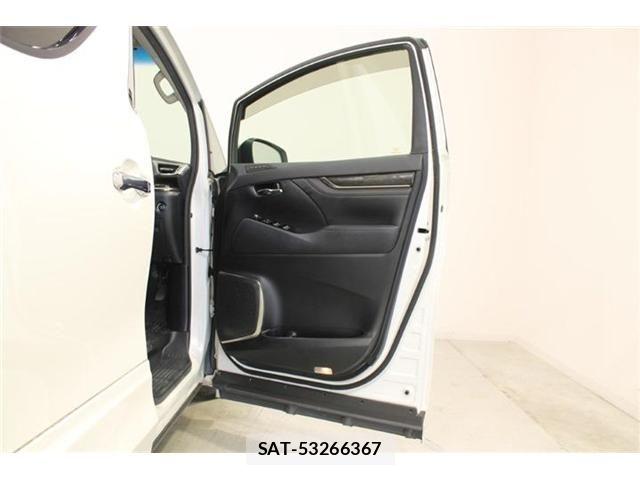 Toyota ALPHARD 2016-04 8625653-29