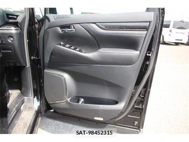 Toyota ALPHARD 2020-03 8625625-17