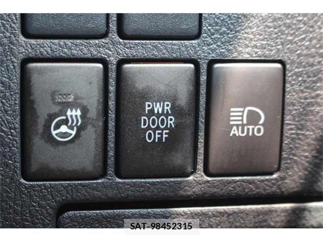 Toyota ALPHARD 2020-03 8625625-26