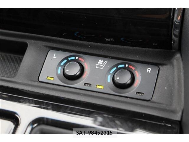 Toyota ALPHARD 2020-03 8625625-4