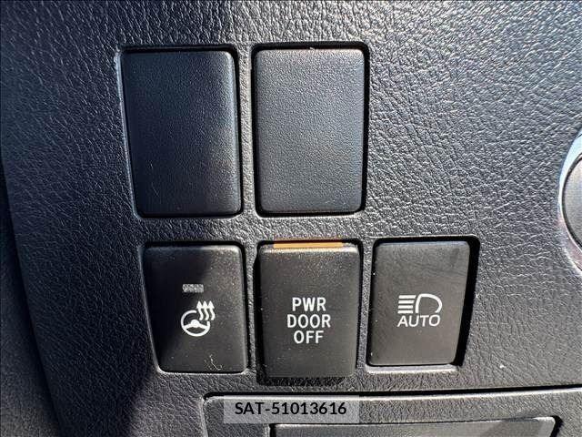 Toyota ALPHARD 2021-01 8625633-19