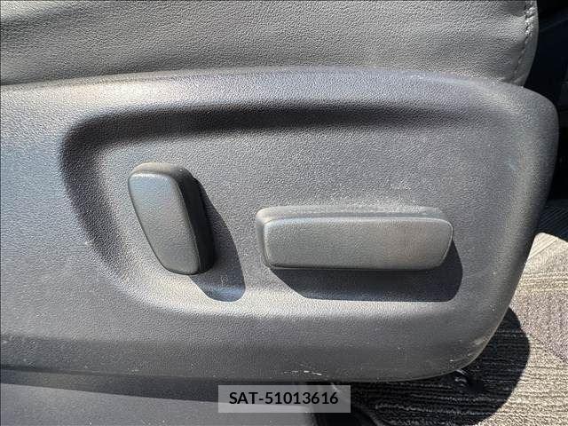 Toyota ALPHARD 2021-01 8625633-24