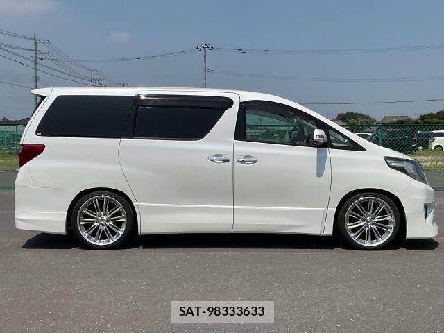 Toyota ALPHARD 2014-07 8625656-16