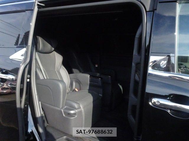 Toyota ALPHARD 2023-08 8625605-11