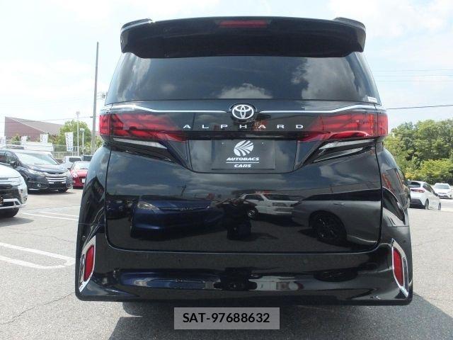 Toyota ALPHARD 2023-08 8625605-4