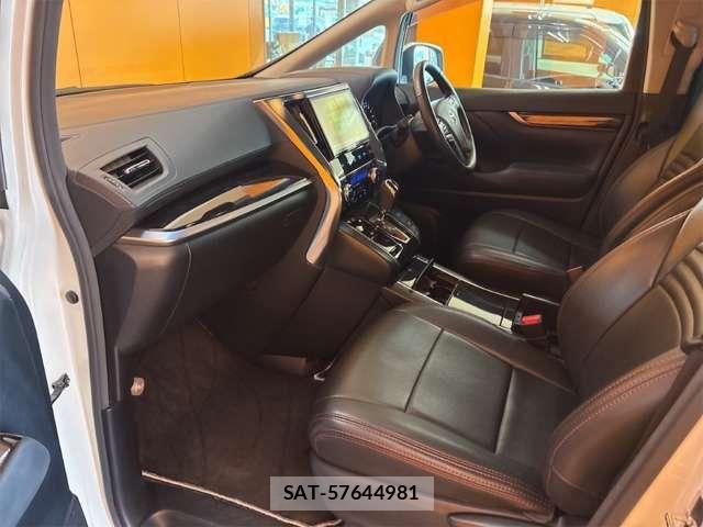 Toyota ALPHARD 2018-09 8625646-15