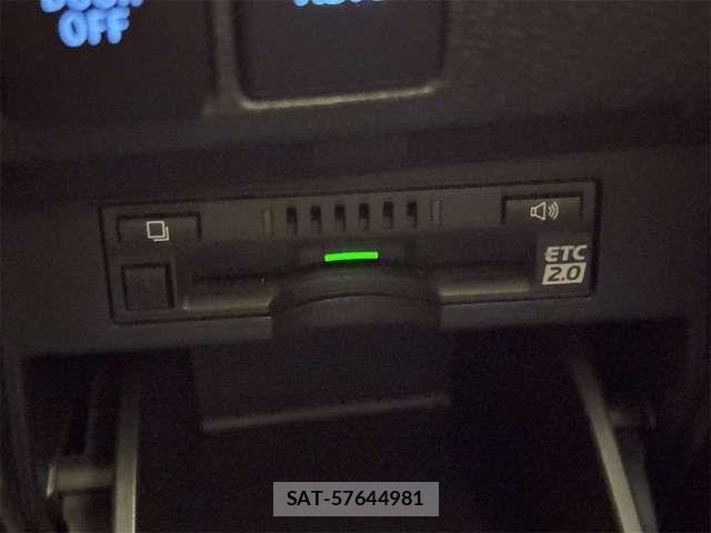 Toyota ALPHARD 2018-09 8625646-3