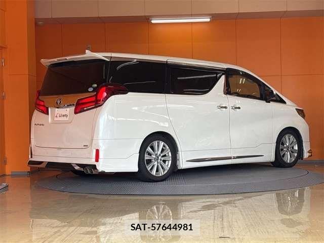 Toyota ALPHARD 2018-09 8625646-8