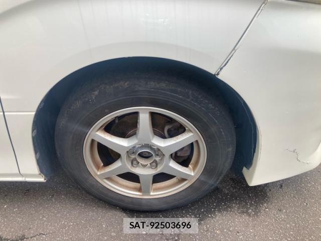 Toyota ALPHARD 2003-04 8625670-10