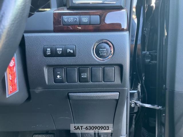 Toyota ALPHARD 2013-03 8625661-12