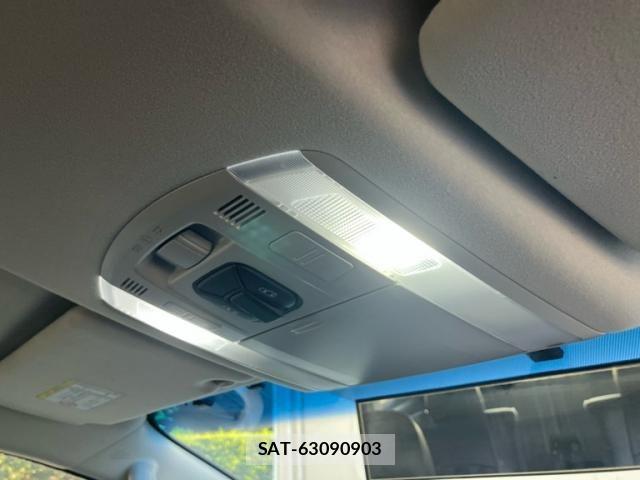 Toyota ALPHARD 2013-03 8625661-15