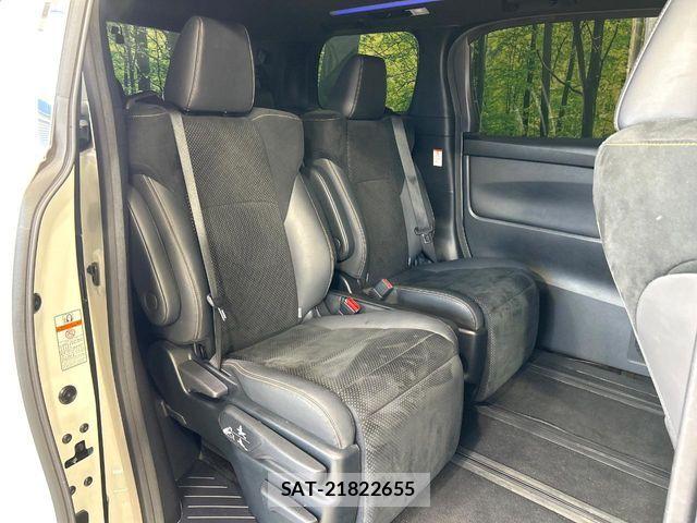 Toyota ALPHARD 2021-04 8625636-8