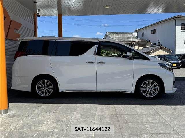 Toyota ALPHARD 2016-08 8625650-10