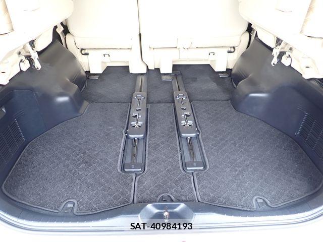 Toyota ALPHARD 2022-09 8625632-28