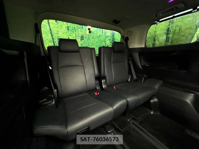 Toyota ALPHARD 2019-11 8657796-10