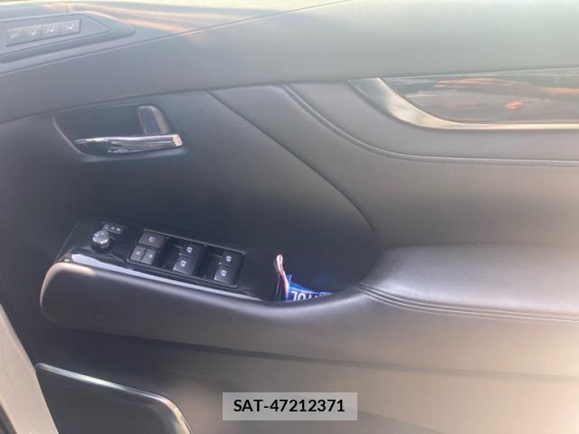 Toyota ALPHARD 2018-12 8657809-20