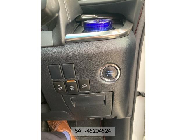 Toyota ALPHARD 2017-02 8657821-15