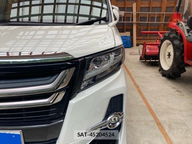 Toyota ALPHARD 2017-02 8657821-1