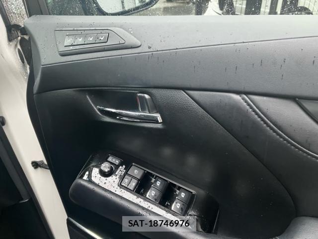 Toyota ALPHARD 2020-03 8657798-20