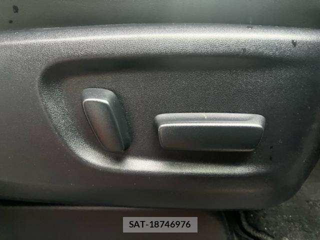 Toyota ALPHARD 2020-03 8657798-21