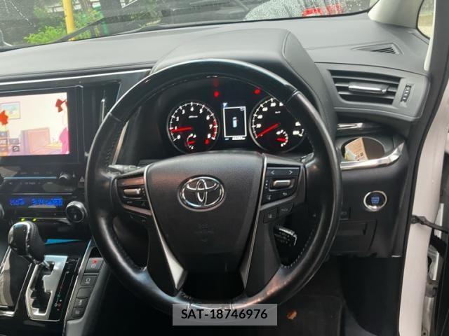 Toyota ALPHARD 2020-03 8657798-23