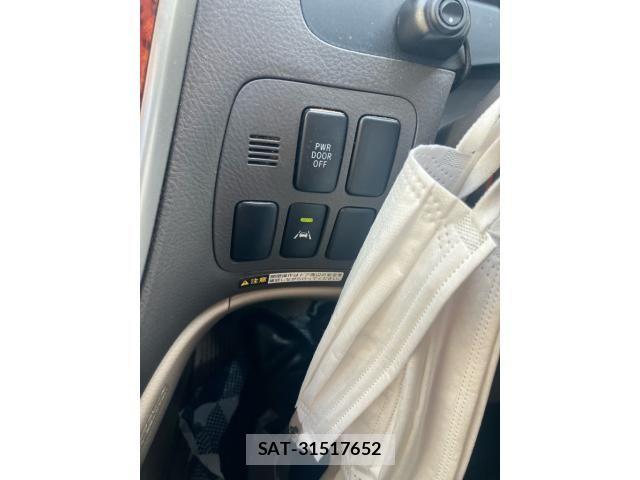 Toyota ALPHARD 2002-11 8657834-12
