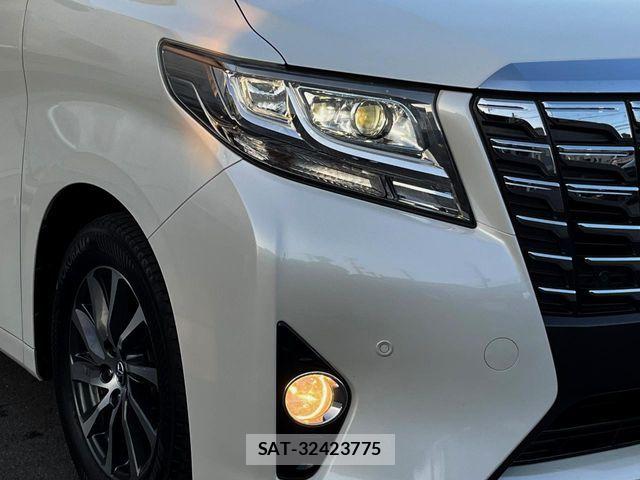 Toyota ALPHARD 2016-06 8665762-12