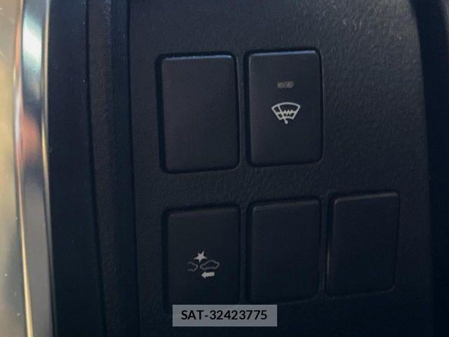 Toyota ALPHARD 2016-06 8665762-4