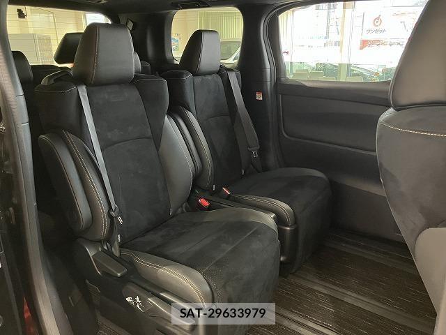 Toyota ALPHARD 2022-11 8657791-10