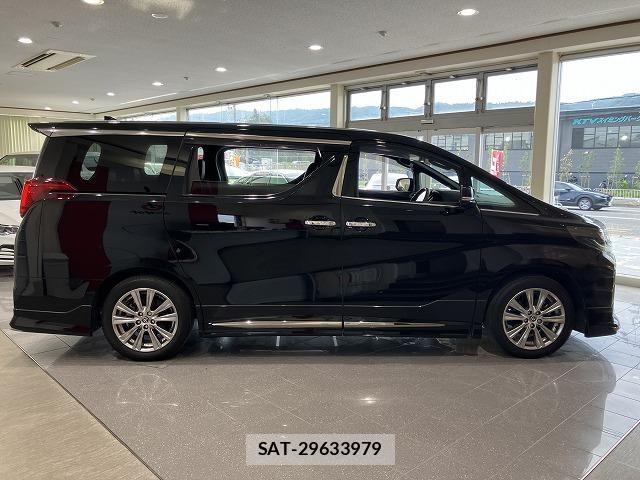 Toyota ALPHARD 2022-11 8657791-16