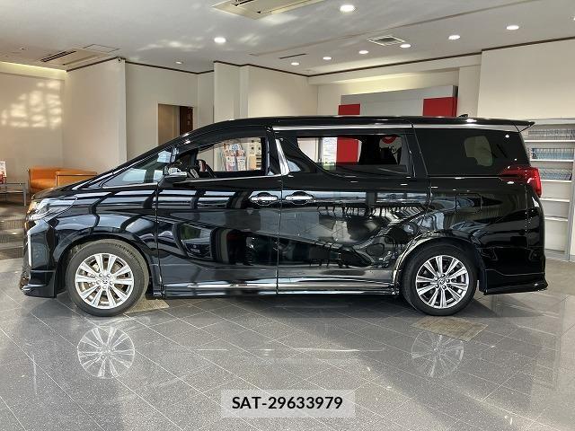 Toyota ALPHARD 2022-11 8657791-17