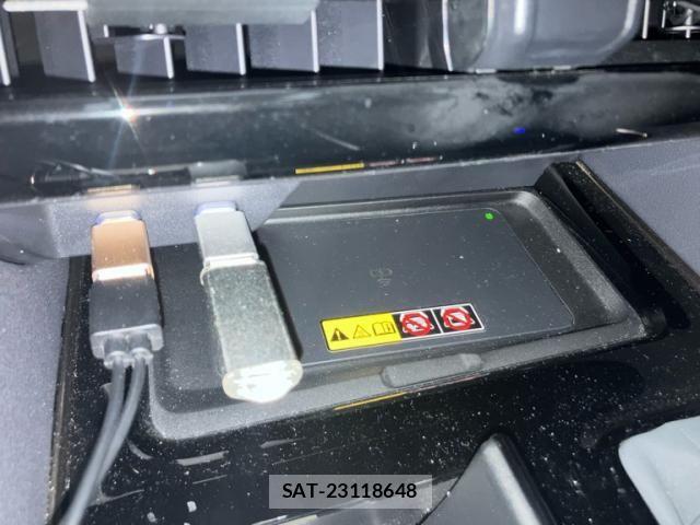 Toyota ALPHARD 2024-03 8657783-13
