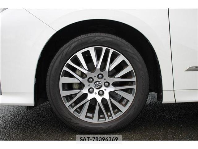 Toyota ALPHARD 2015-08 8665761-24